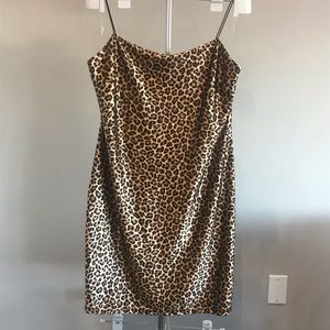 Boutique leopard-print velvet dress, size XL